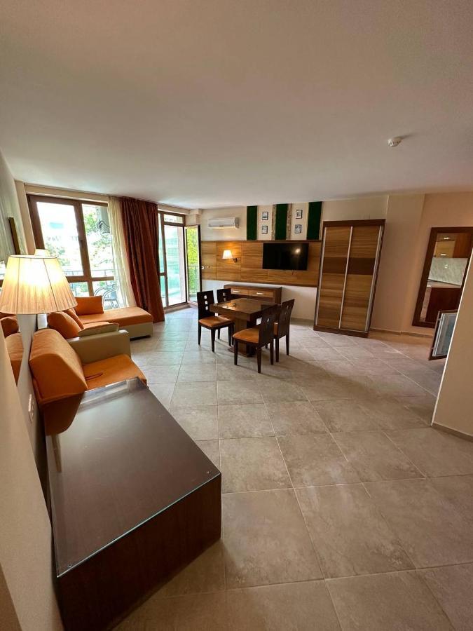 Briz Beach Apartments - Section B 阳光海滩 外观 照片